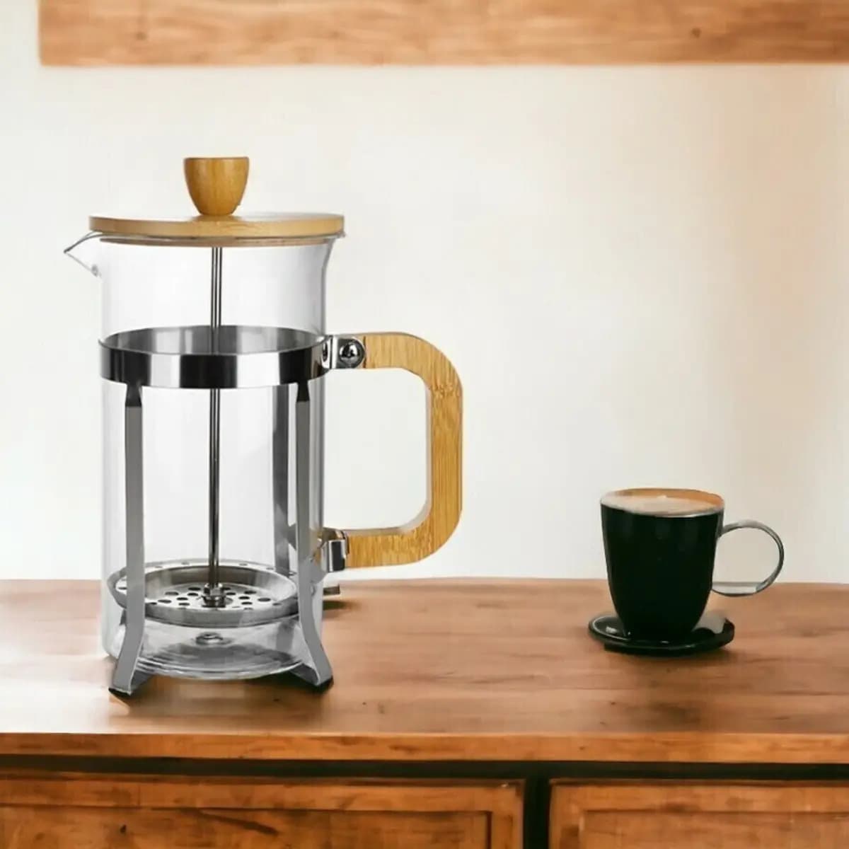Foto 3 de la publicación de PICLES DISTRIBUIDORA: Larhaus Barista 1 L, mango de bambú